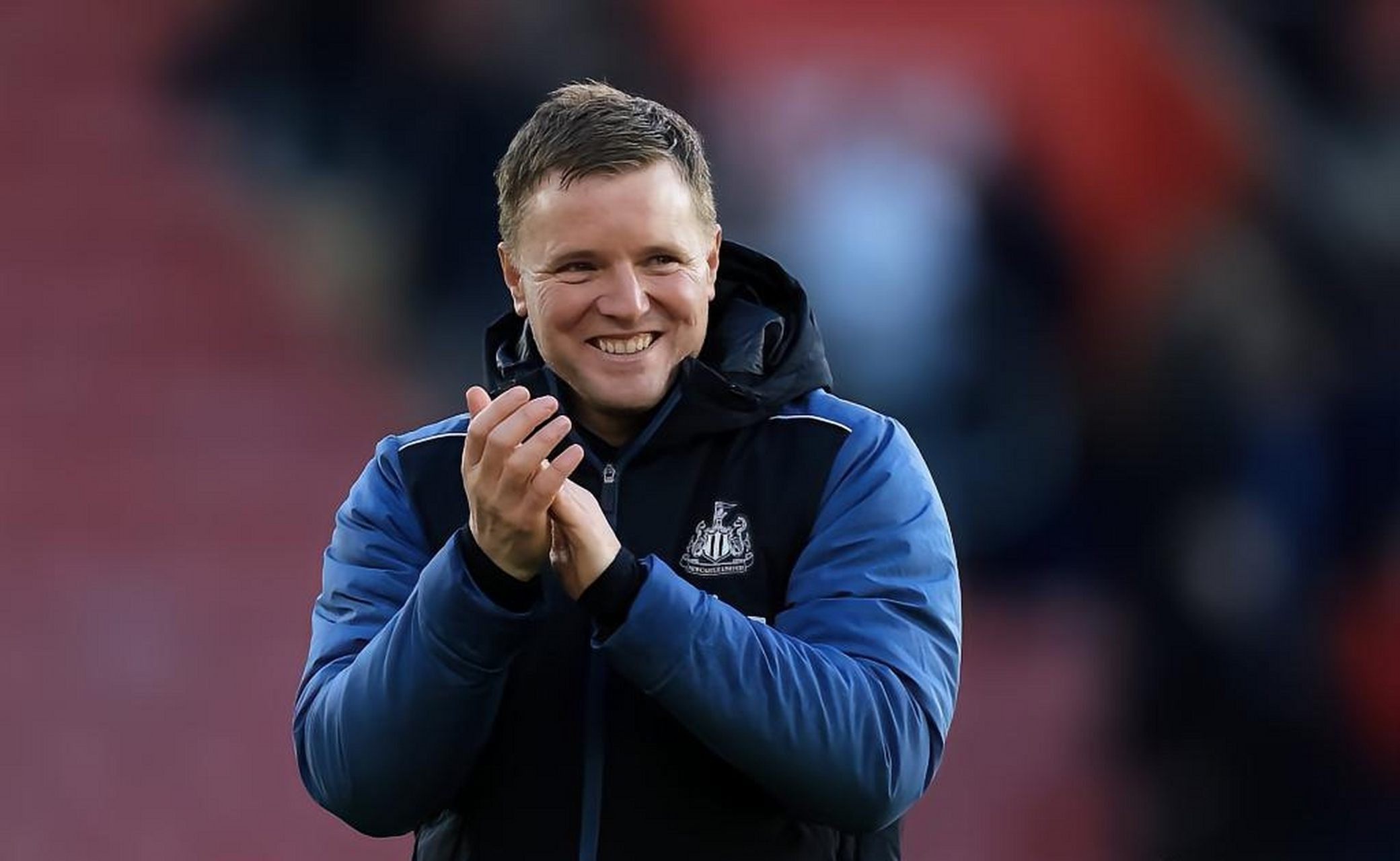 从纽卡斯尔扳平良机备战NBA季后赛到库里连续十五场比赛得分超过惊艳表现，今夜明尼苏达森林狼队长鼓劲