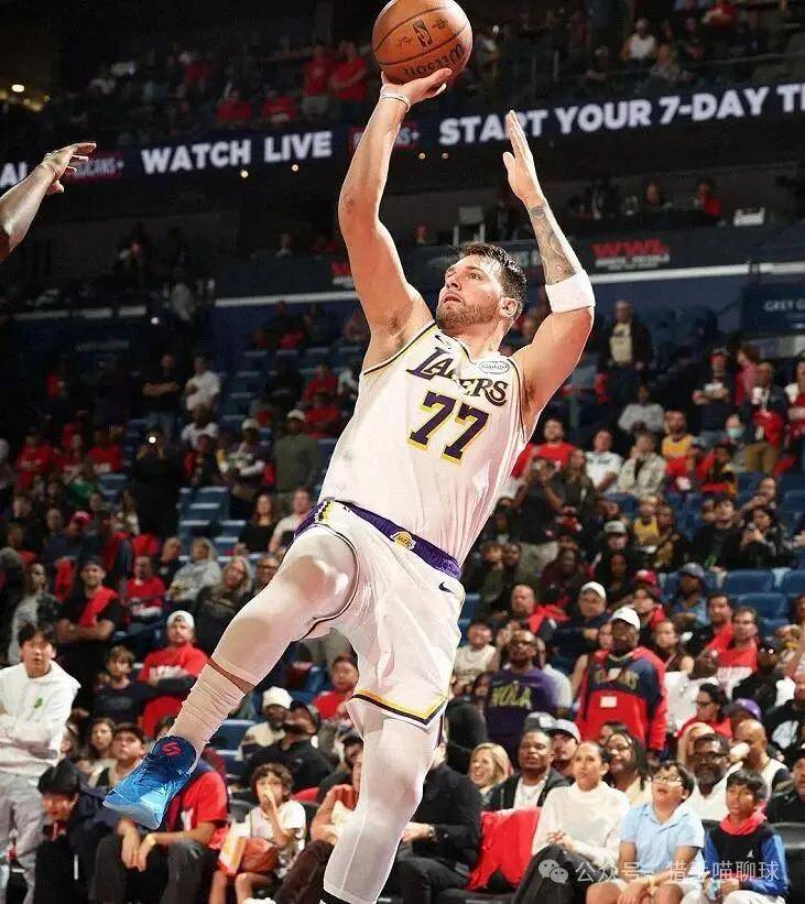 东契奇独行侠爆冷大胜 东契奇独行侠爆冷大胜