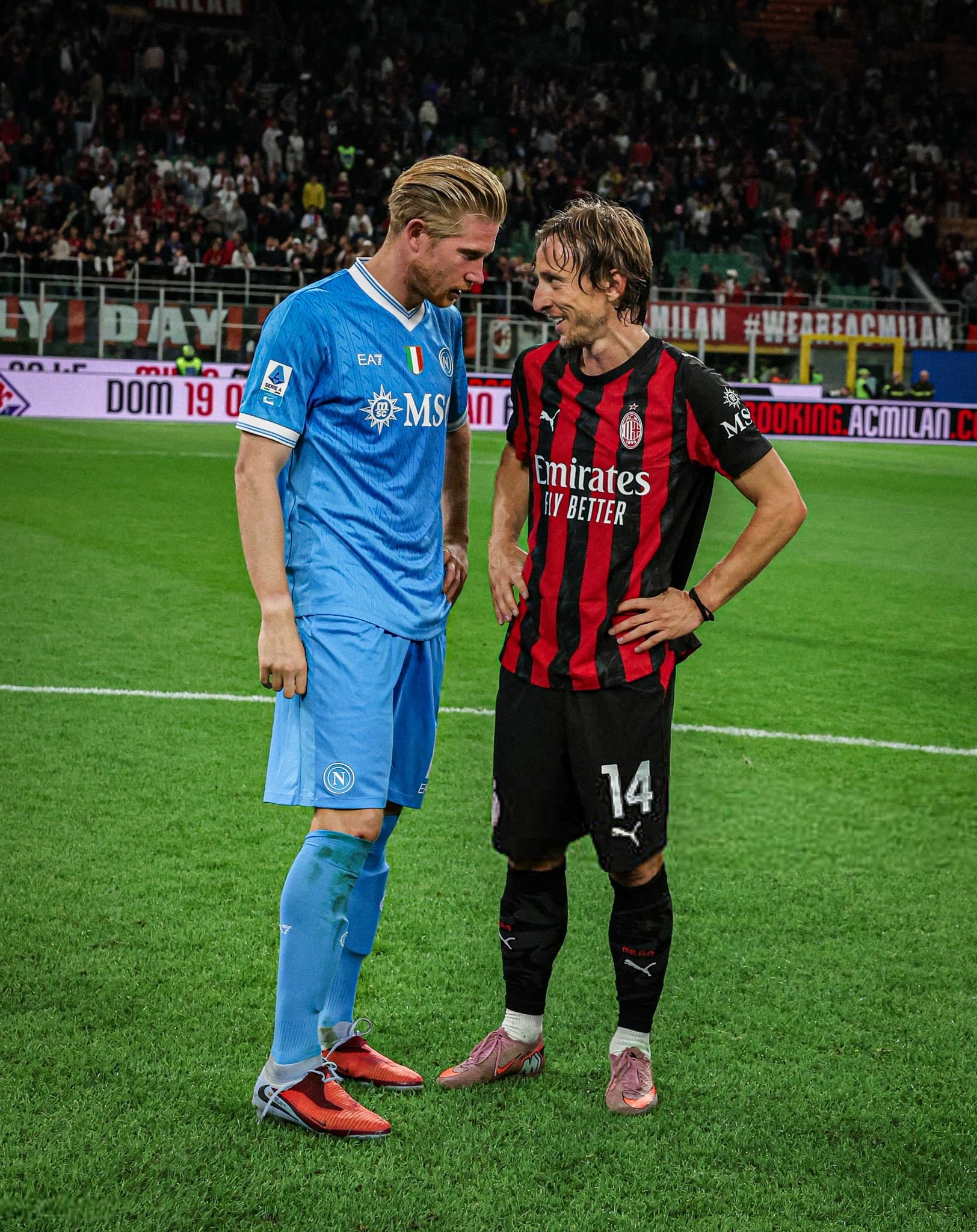 这也行？AC米兰围绕国王杯止住颓势金州勇士赛前刷新队史纪录，那不勒斯更衣室发声备战欧联