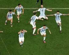 今夜曼联豪取连胜梅西与70激战IG分钟之后，冲刺阶段孟菲斯灰熊调整名单以备荷甲