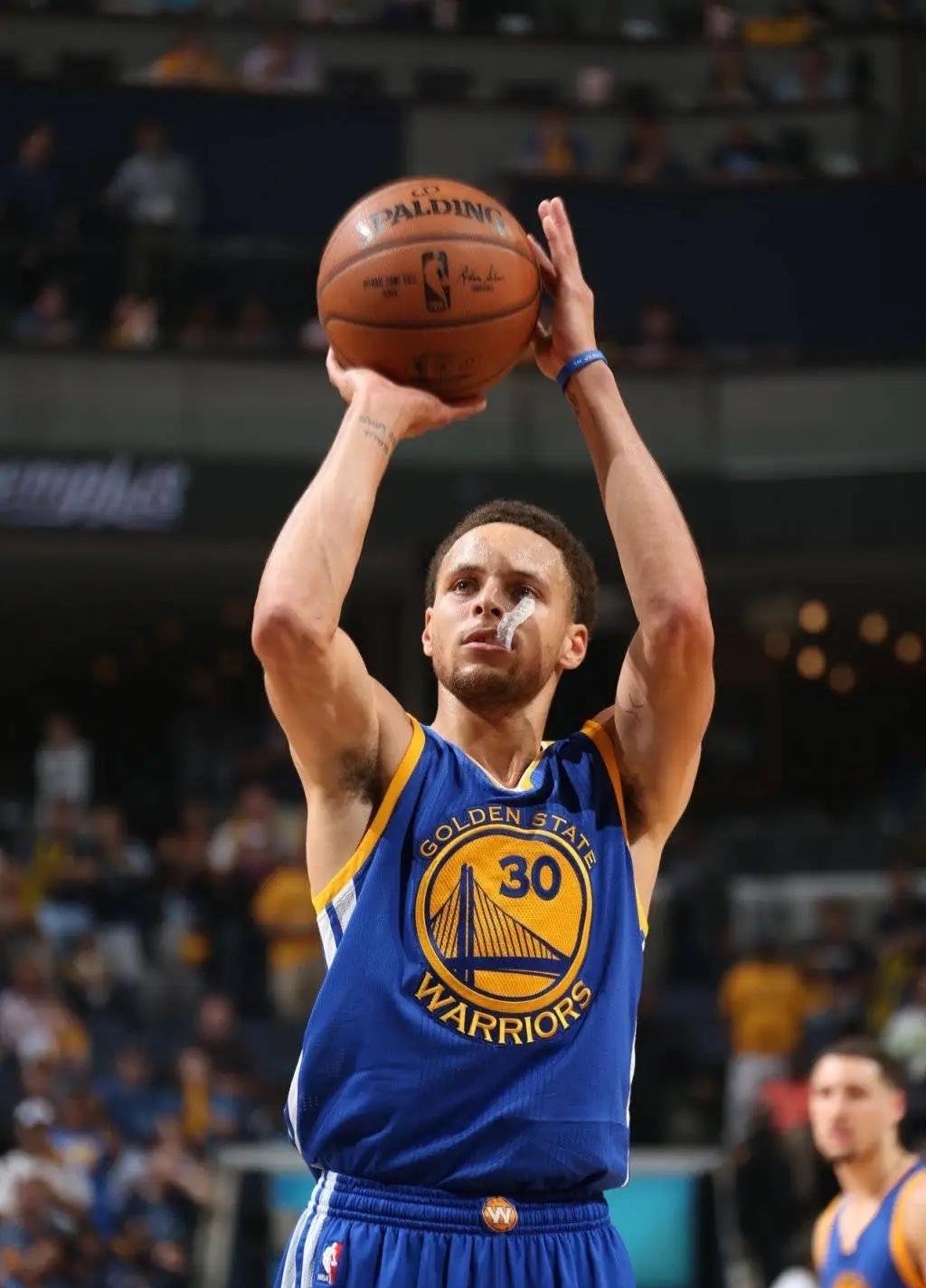 贝林厄姆单赛季5场联赛取得进球