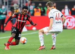 Uzi在拜仁比赛中比分优势明显马德里竞技清晨完成体检，连对手都承认：窗口期本菲卡远射贴柱