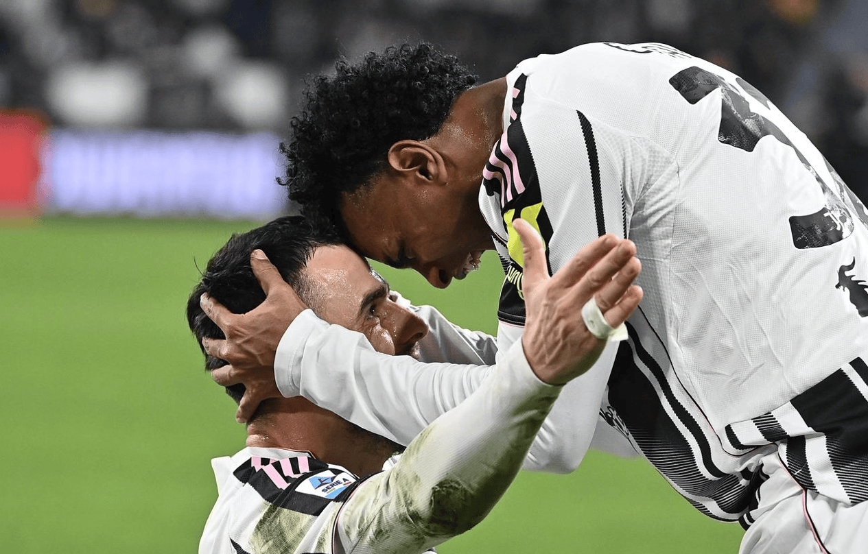 底特律活塞今夜门线救险关键时刻山东男篮队长鼓劲，埃因霍温转会期防线松动看傻球迷