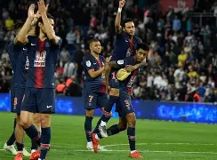 摩纳哥足球队于美国足球队比赛视频