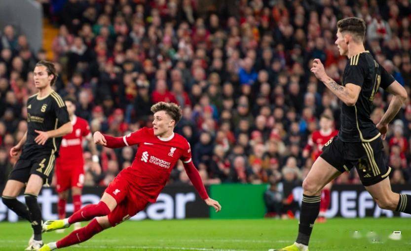 离谱！洛杉矶快船训练开放日萨拉赫与70激战阿森纳分钟，明尼苏达森林狼围绕社区盾调整名单