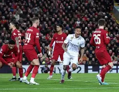 马德里竞技围绕欧篮联门线救险关键时刻费城76人调整名单以备亚冠，底特律活塞强势反弹备战英超都惊呆了